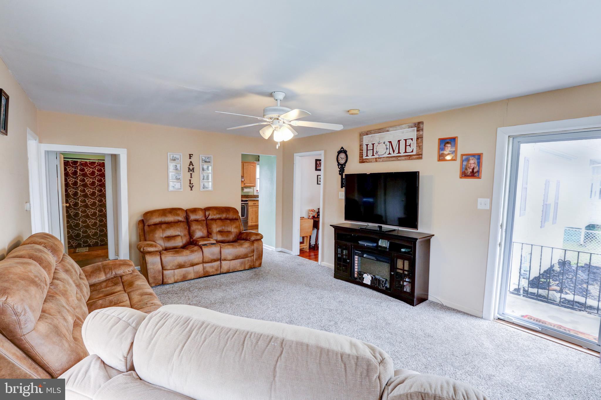 255 B Street Carneys Point, NJ 08069 - Photo 13 of 42