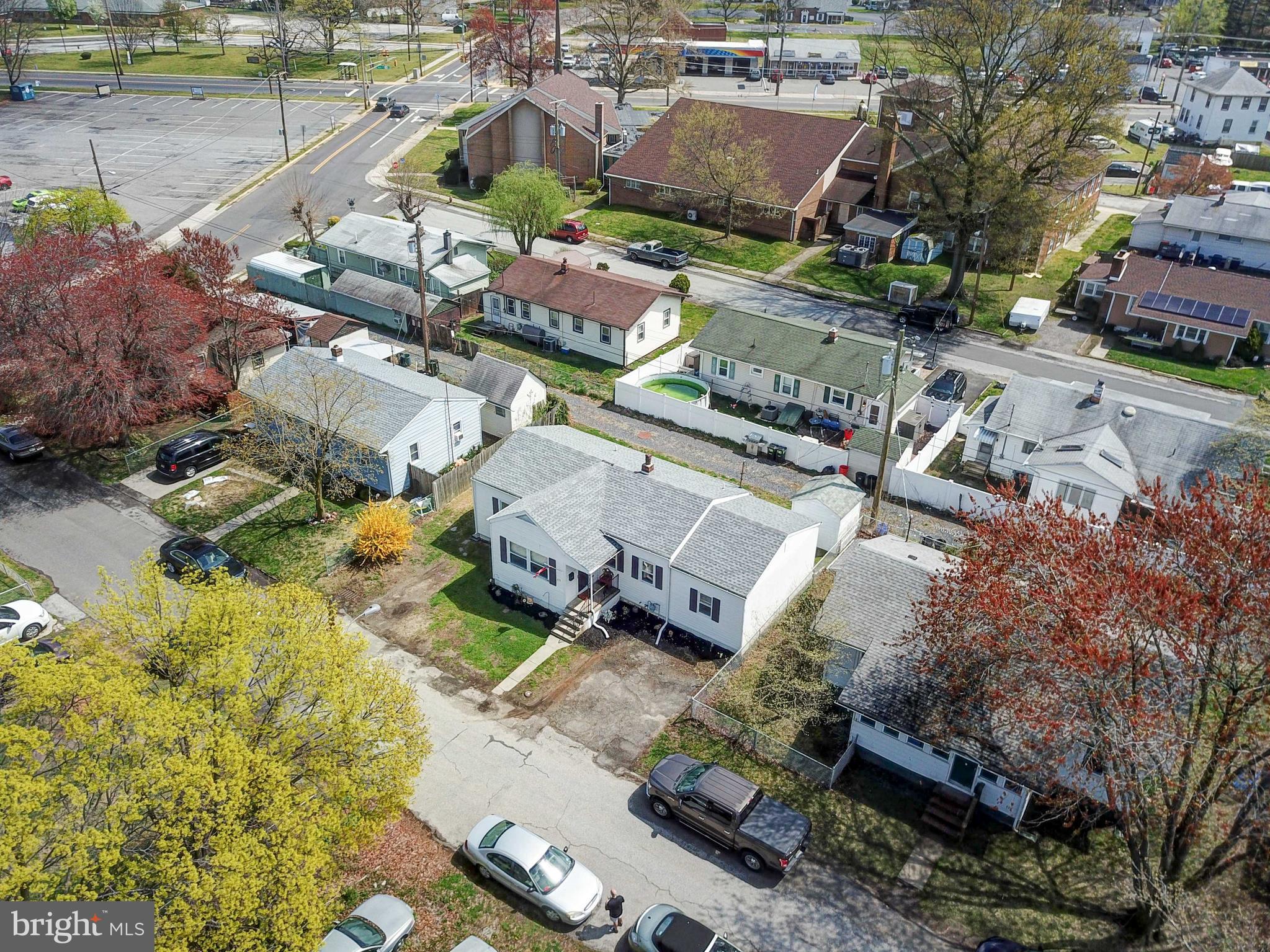 255 B Street Carneys Point, NJ 08069 - Photo 4 of 42
