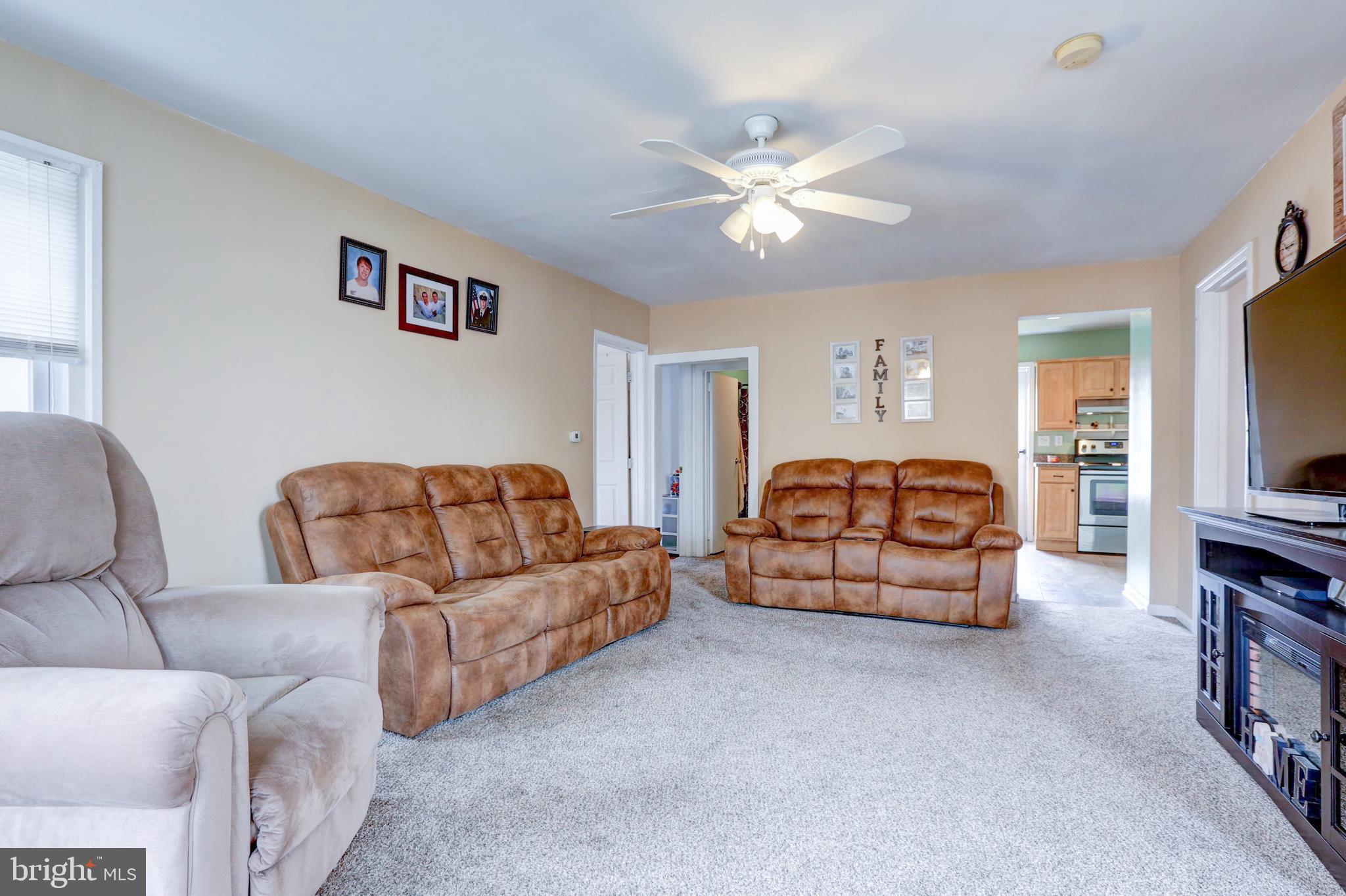 255 B Street Carneys Point, NJ 08069 - Photo 10 of 42