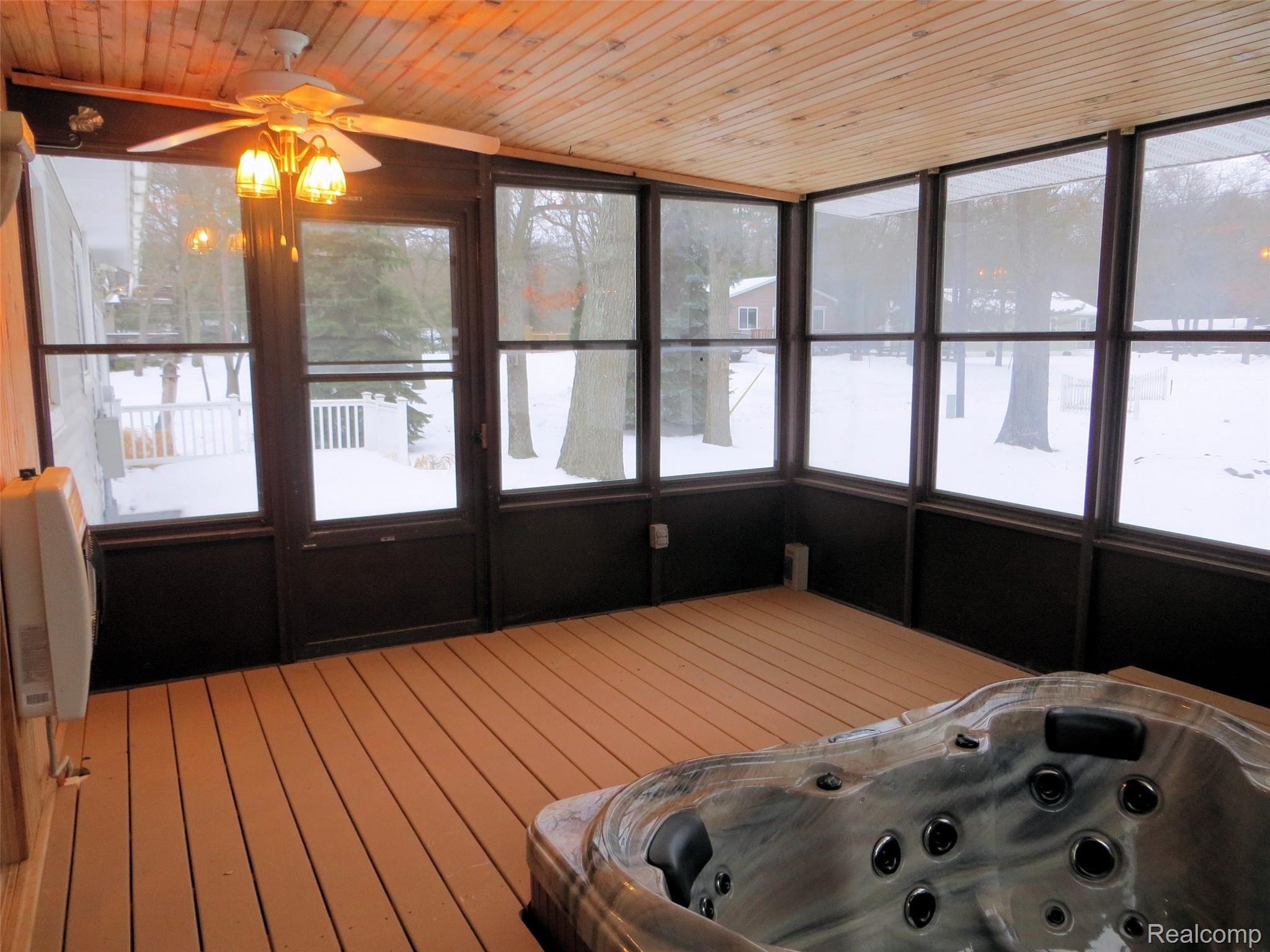 7369 Port Austin Road Caseville, MI 48725 - Photo 23 of 41 23.JPG