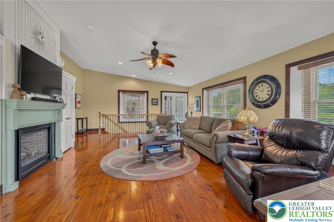768 Orchard Road Mount Bethel, PA 18343 - Photo 26 of 97