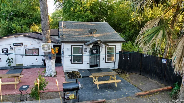 $700 | 444 Taft Boulevard, Unit B, San Antonio, TX 78225