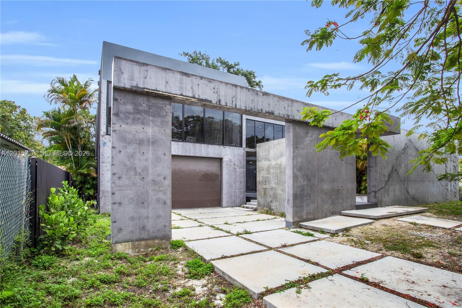 221 Southwest 25th Road Miami, FL 33129 - Photo 8 of 39