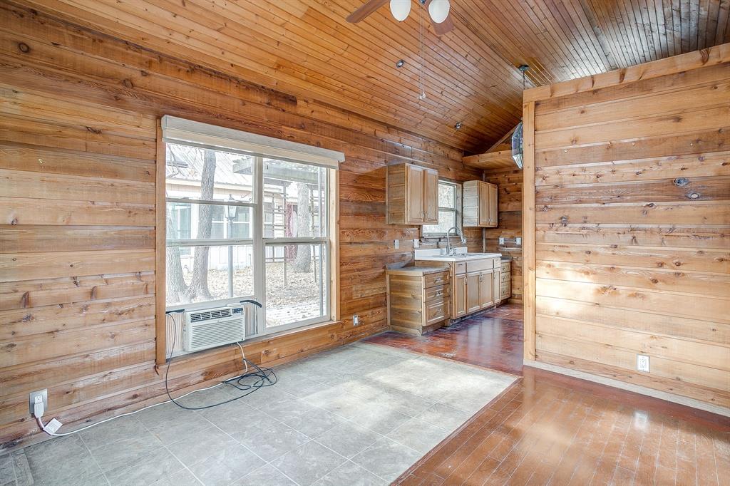 2780 Pear Orchard Road Granbury, TX 76048 - Photo 38 of 40 a room with lot of counter top space