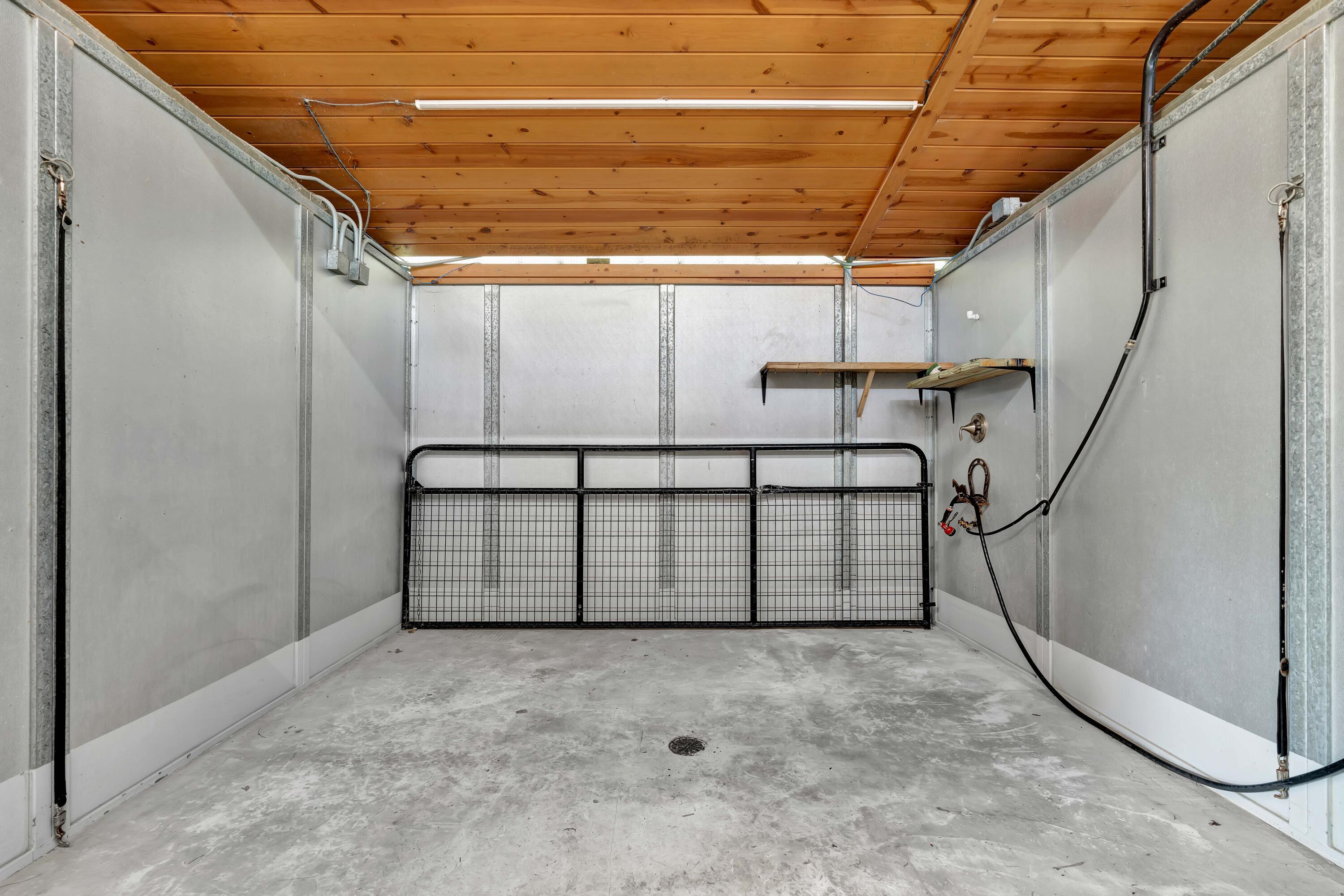 2098 Southwest Trailside Path Stuart, FL 34997 - Photo 67 of 96 Wash Stall