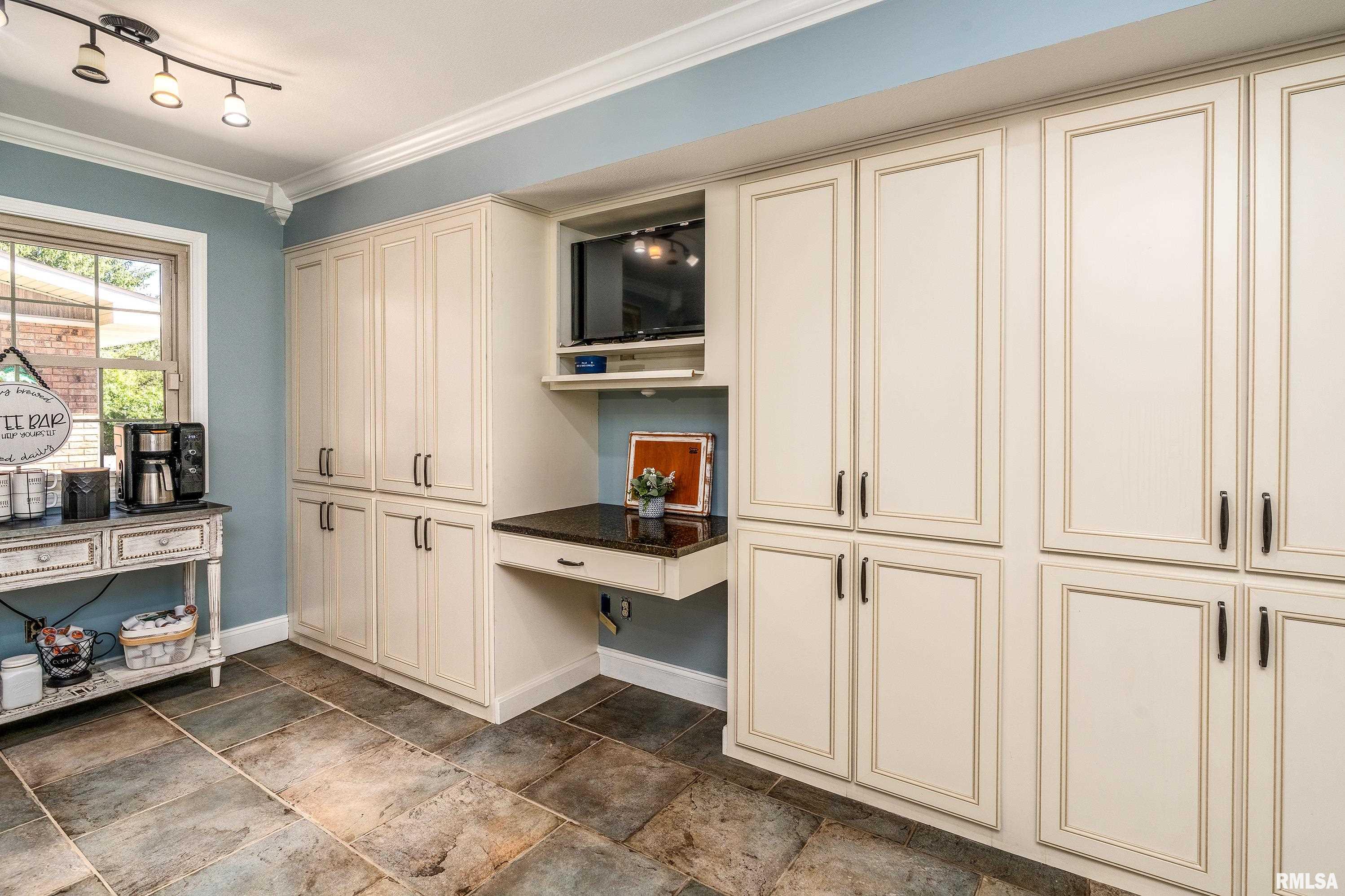 2585 Dylan Drive Marion, IL 62959 - Photo 12 of 48