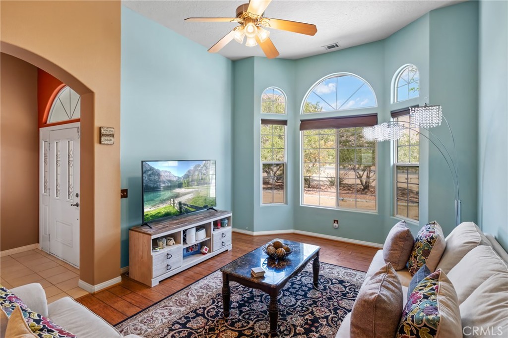 17112 Century Plant Road Apple Valley, CA 92307 - Photo 10 of 30