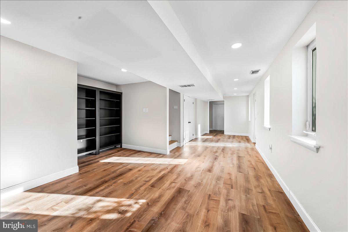 302 Manor Drive Kennett Square, PA 19348 - Photo 33 of 43