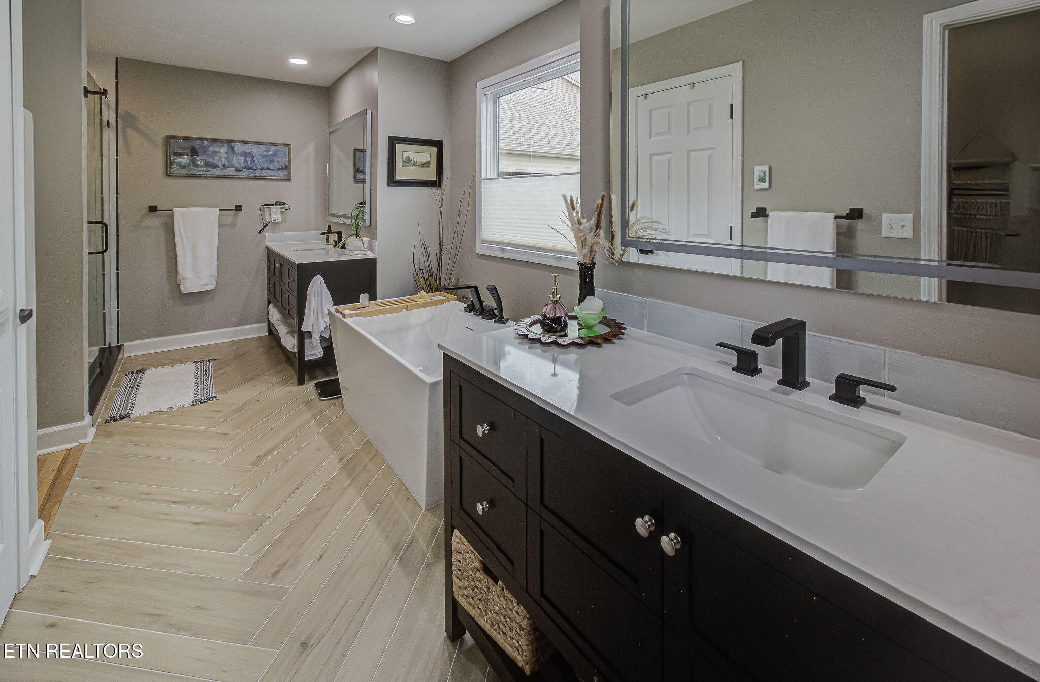 302 Tanasi Point Loudon, TN 37774 - Photo 24 of 60 IMG_2207