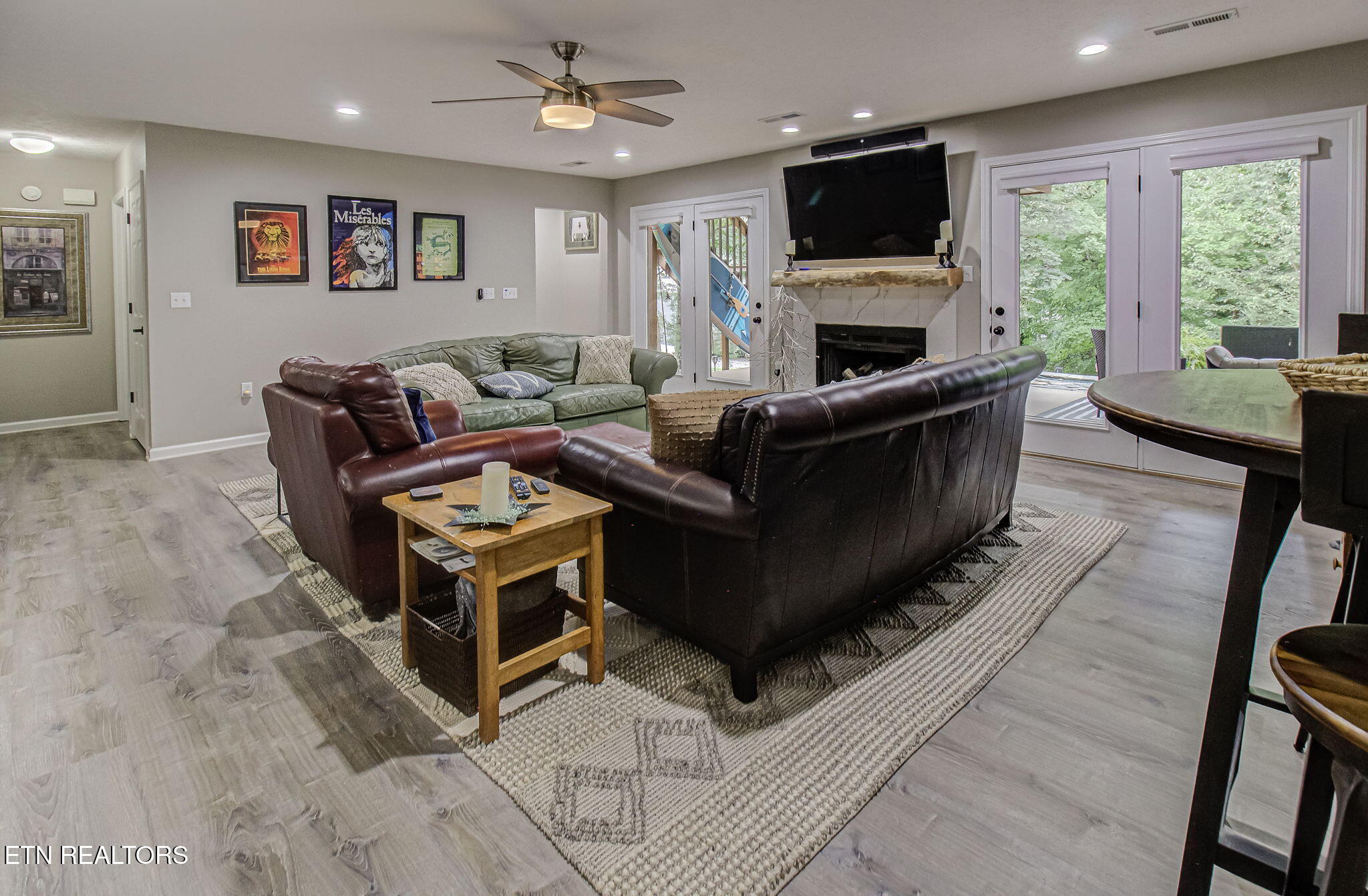 302 Tanasi Point Loudon, TN 37774 - Photo 37 of 60 IMG_2249