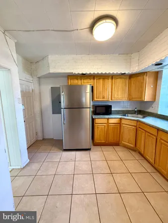 $2,800 | 403 South Main Street, Ambler, PA 19002