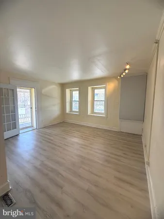 $2,800 | 403 South Main Street, Ambler, PA 19002