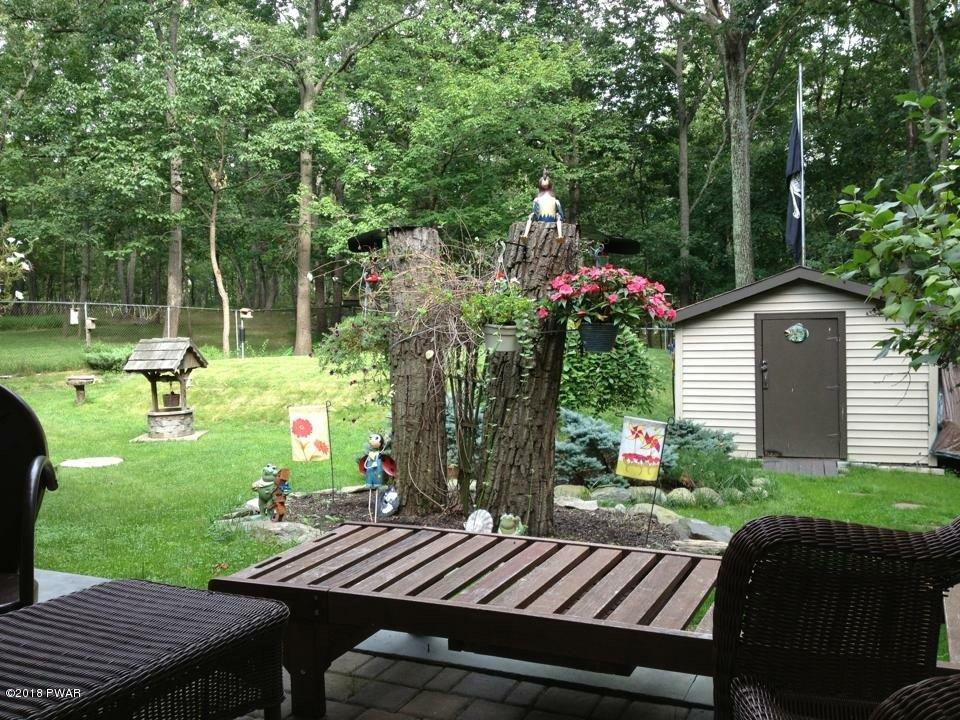 332 Gold Finch Road Bushkill, PA 18324 - Photo 16 of 24 yard