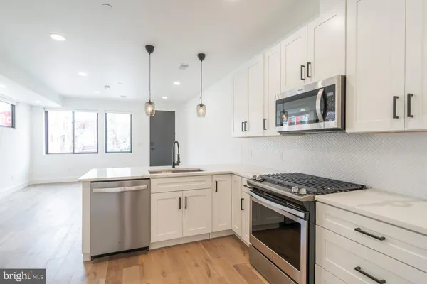 $1,350 | 3222 Turner Street, Unit A, Philadelphia, PA 19121