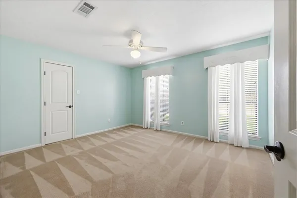 $289,900 | 7095 Glen Willow Drive, Beaumont, TX 77706