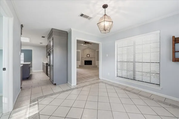 $289,900 | 7095 Glen Willow Drive, Beaumont, TX 77706