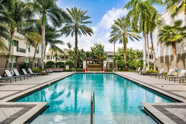 $425,000 | 2421 Northeast 65th Street, Unit 313, Fort Lauderdale, FL 33308