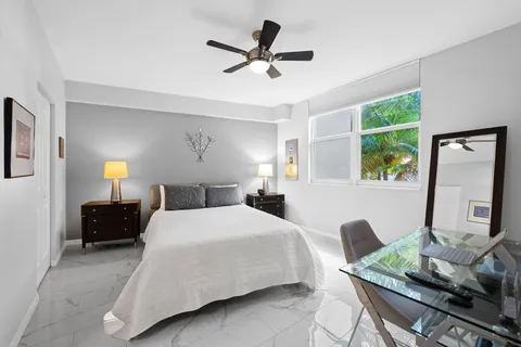 $425,000 | 2421 Northeast 65th Street, Unit 313, Fort Lauderdale, FL 33308