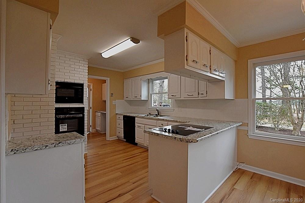 4006 Pennington Road Rock Hill, SC 29732 - Photo 8 of 27 Gallery Image 8