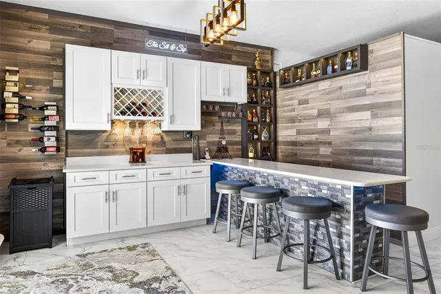 $1,895,000 | 105 Wimbledon Court, Redington Shores, FL 33708