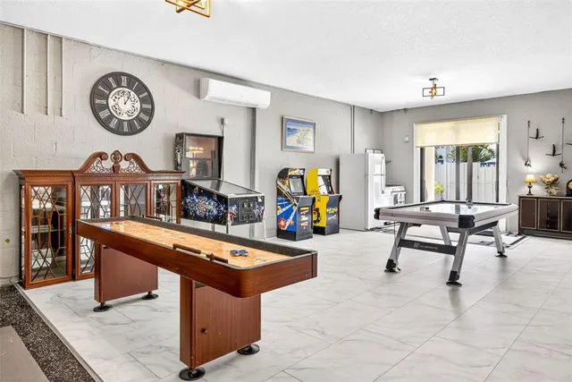 $1,895,000 | 105 Wimbledon Court, Redington Shores, FL 33708