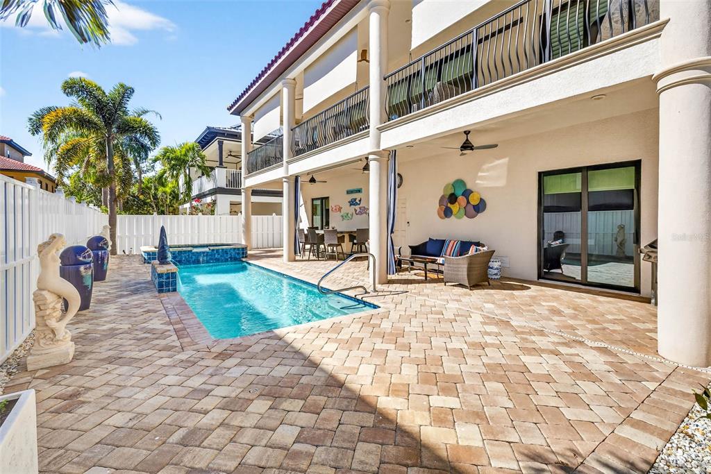 105 Wimbledon Court Redington Shores, FL 33708 - Photo 60 of 89