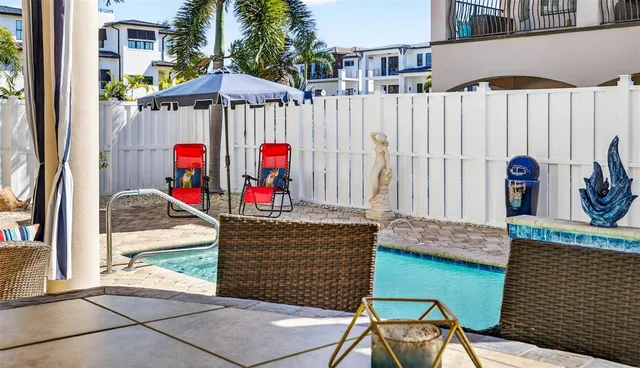 $1,895,000 | 105 Wimbledon Court, Redington Shores, FL 33708