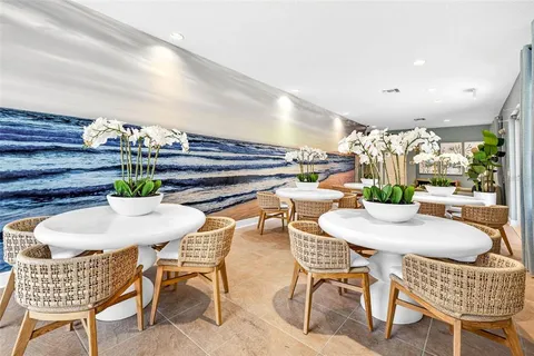 $1,895,000 | 105 Wimbledon Court, Redington Shores, FL 33708