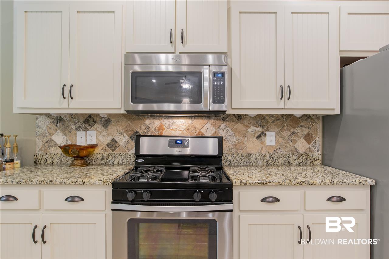 20024 Bunker Loop Fairhope, AL 36532 - Photo 12 of 38 Kitchen