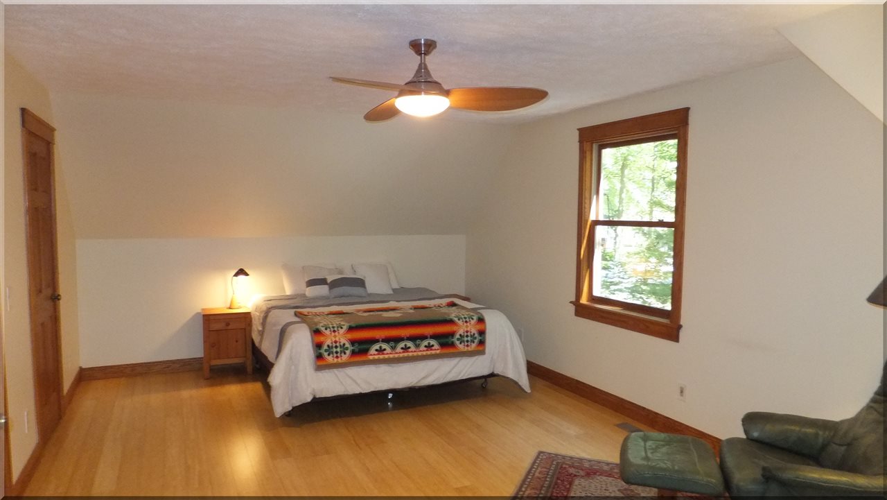 3590 Lone Lookout Road Traverse City, MI 49686 - Photo 18 of 42 1853011-17.JPG
