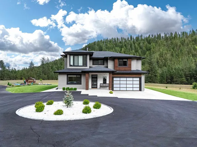 $1,115,000 | 16215 West Coulee Hite Road, Spokane, WA 99224