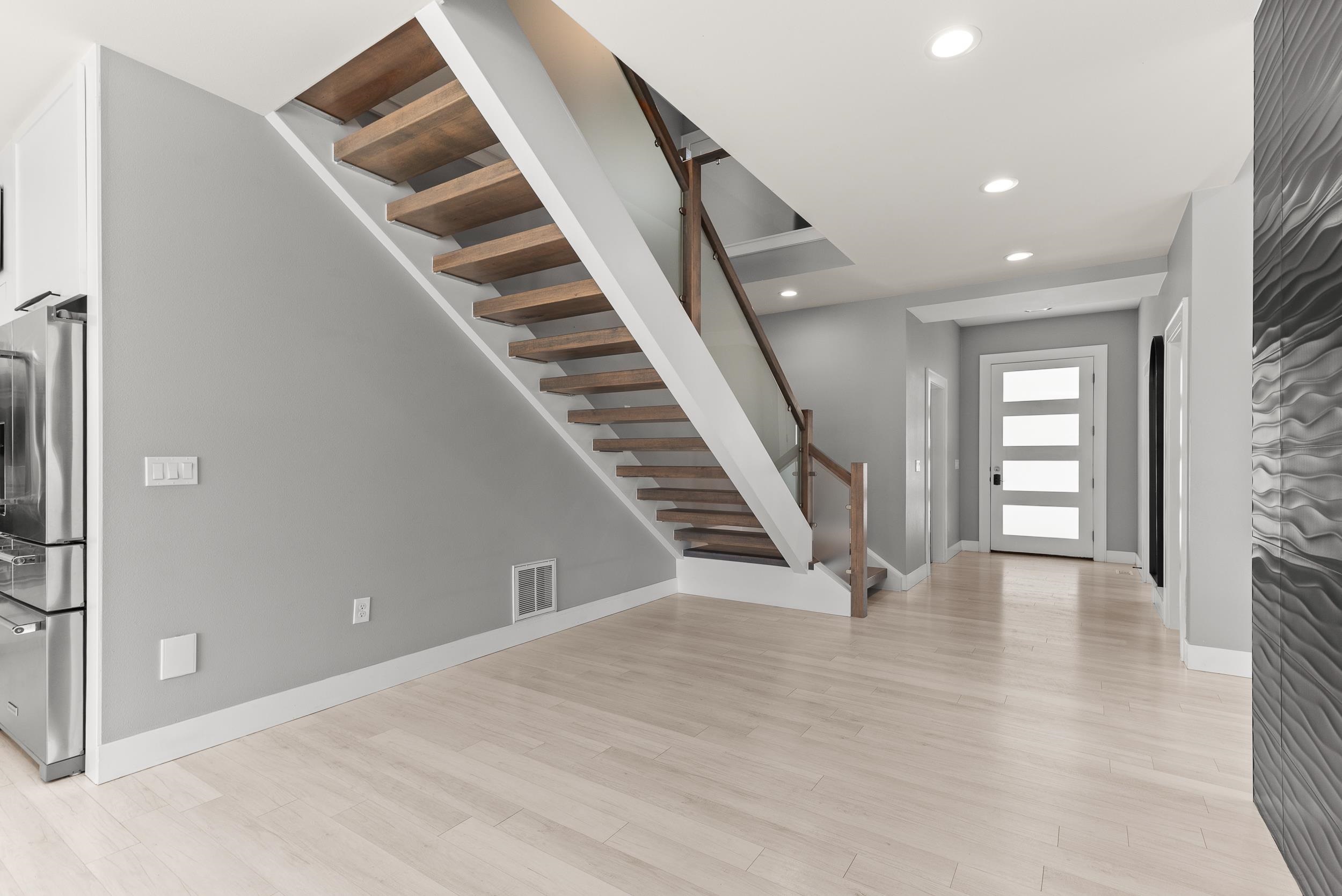 16215 West Coulee Hite Road Spokane, WA 99224 - Photo 3 of 50