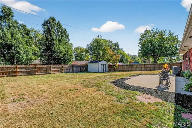 $239,900 | 120 Williamsburg Drive, Belleville, IL 62221