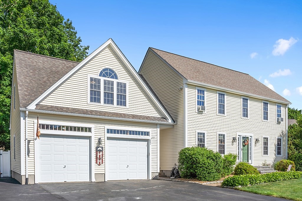 17 Richards Avenue Rutland, MA 01543 - Photo 2 of 42
