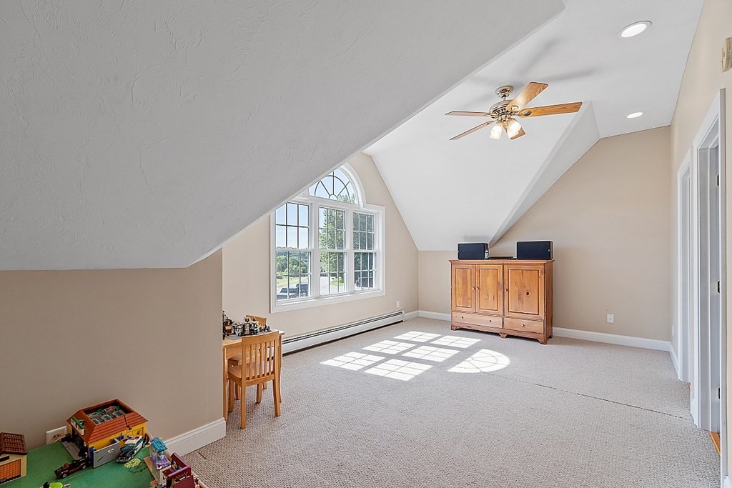 17 Richards Avenue Rutland, MA 01543 - Photo 33 of 42
