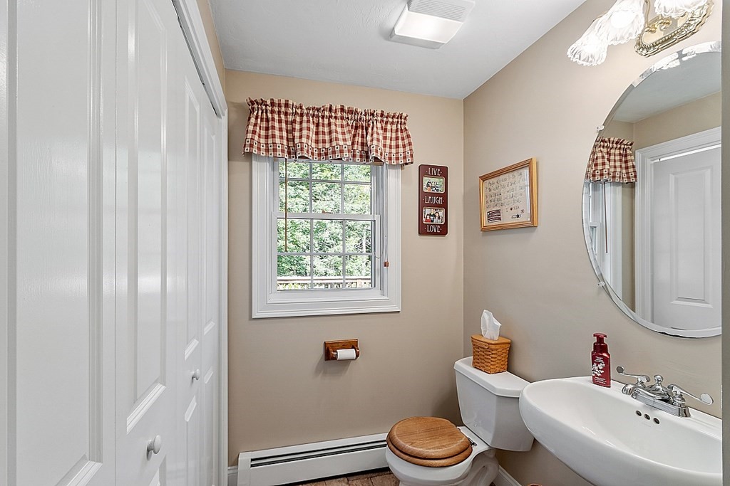 17 Richards Avenue Rutland, MA 01543 - Photo 41 of 42