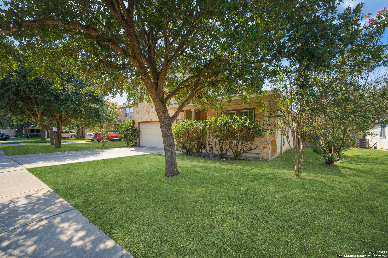 109 Stampede Ranch Selma, TX 78154 - Photo 2 of 33