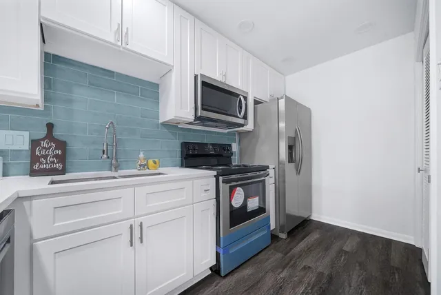 $1,950 | 2908 Camelot Lane, Missouri City, TX 77459