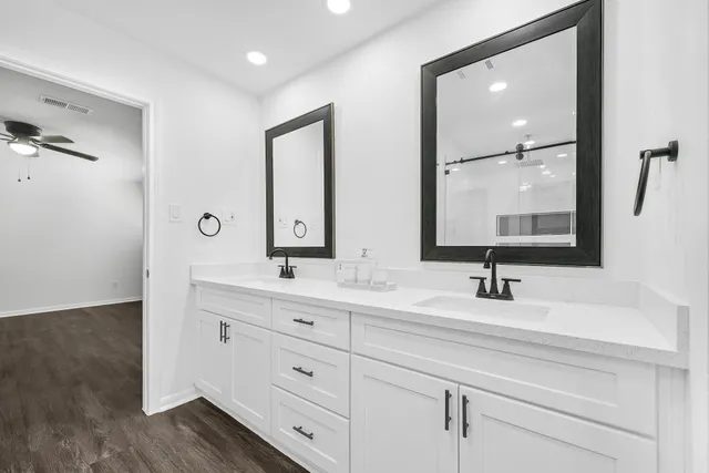 $1,950 | 2908 Camelot Lane, Missouri City, TX 77459