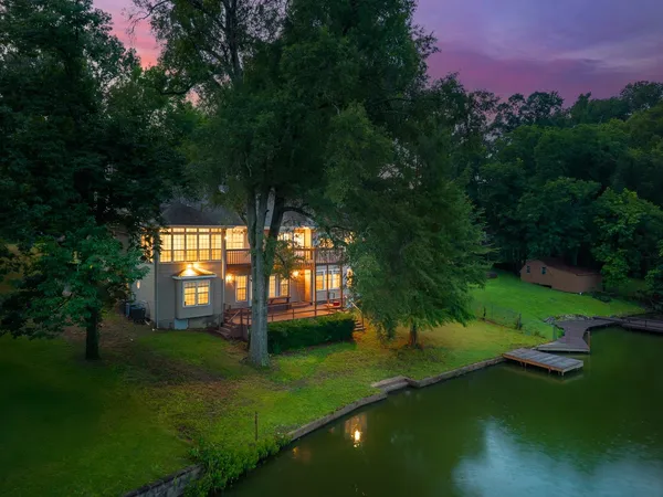 $499,000 | 5798 North Sunset Point, Memphis, TN 38135