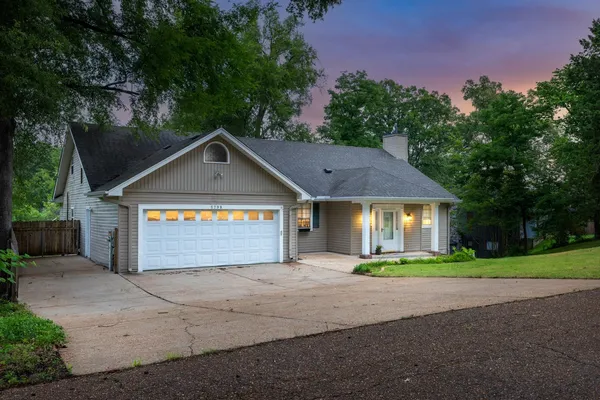 $499,000 | 5798 North Sunset Point, Memphis, TN 38135