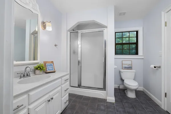 $499,000 | 5798 North Sunset Point, Memphis, TN 38135