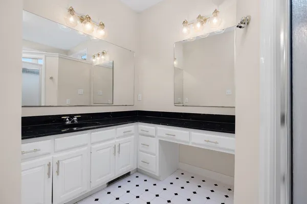 $499,000 | 5798 North Sunset Point, Memphis, TN 38135