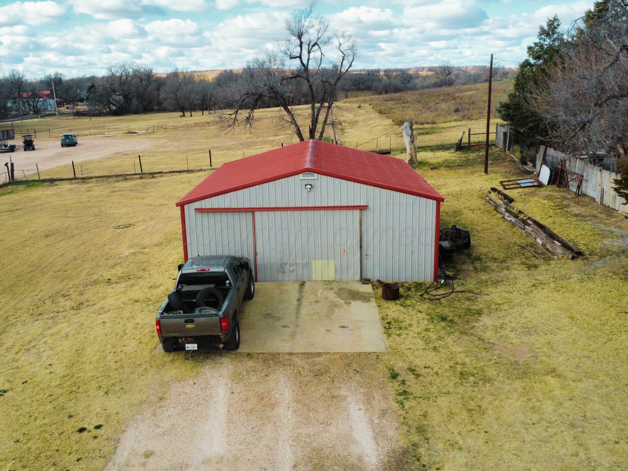 1005 Lion Street Miami, TX 79059 - Photo 3 of 41 4