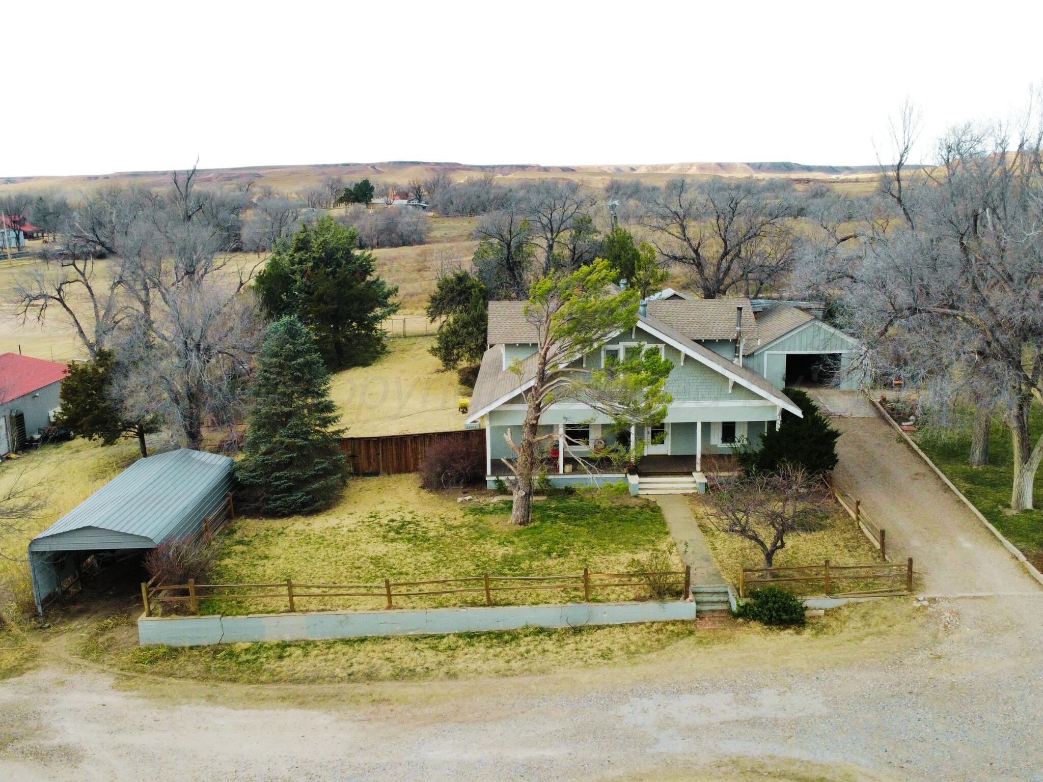 1005 Lion Street Miami, TX 79059 - Photo 7 of 41 2