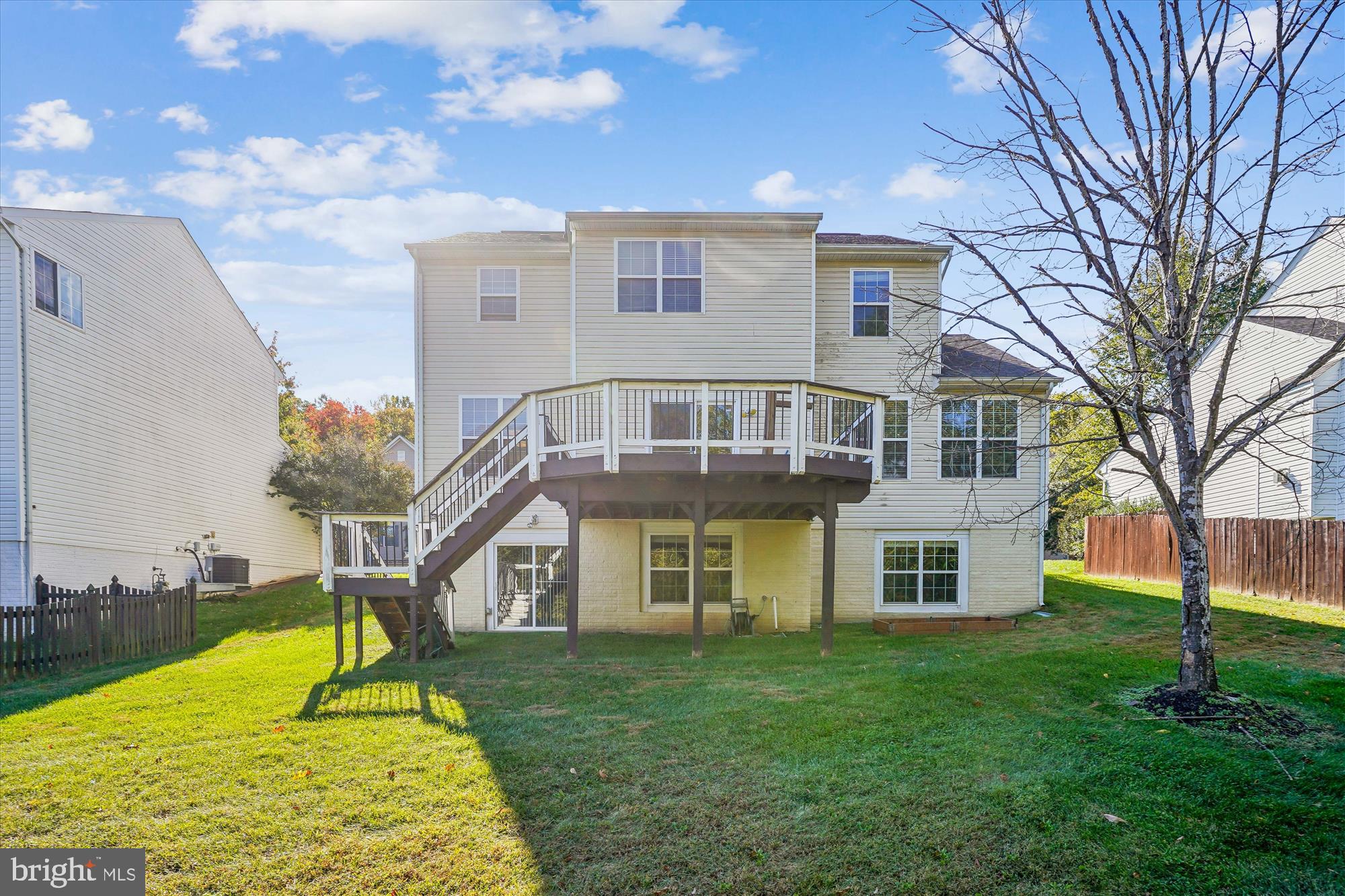 3318 Eagle Ridge Drive Woodbridge, VA 22191 - Photo 46 of 72 a view of an house with backyard and a tree