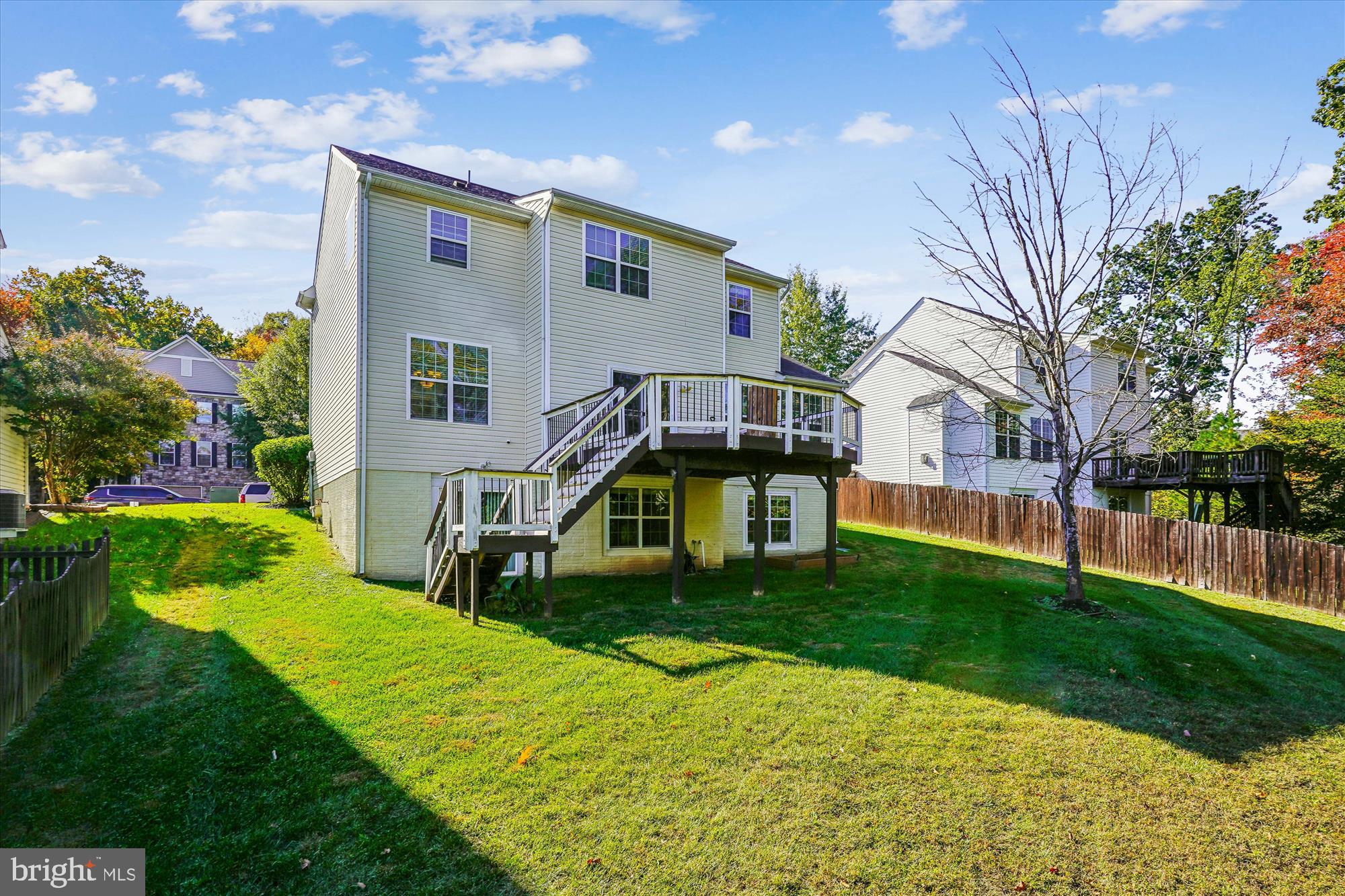 3318 Eagle Ridge Drive Woodbridge, VA 22191 - Photo 47 of 72 a front view of house with yard and green space