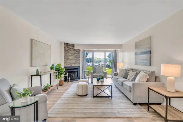 $3,200 | 7036 Harbour Village Court, Unit T1, Annapolis, MD 21403