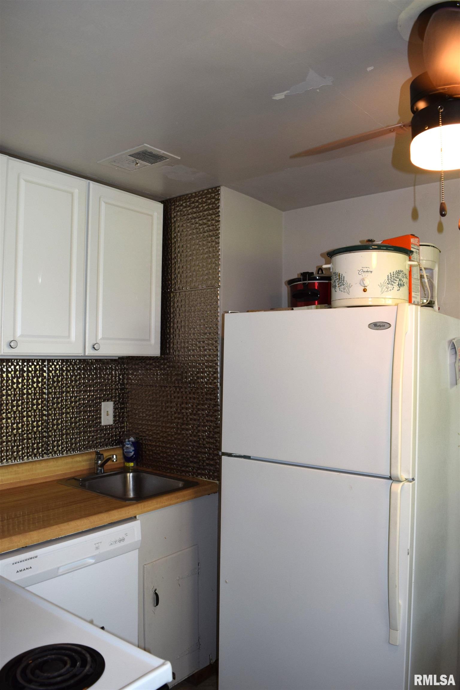 61 South Side Country Clb Road Decatur, IL 62521 - Photo 15 of 31