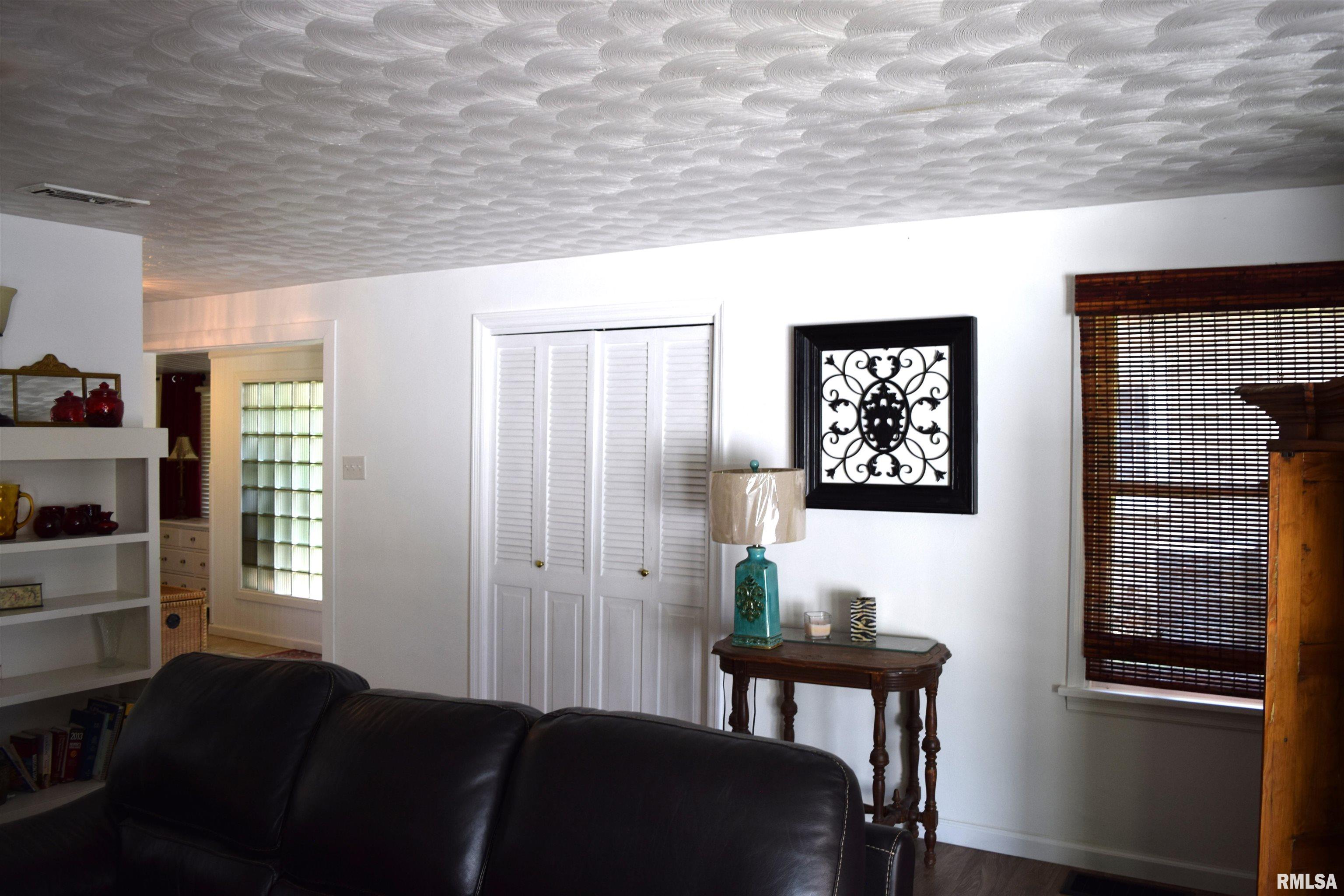 61 South Side Country Clb Road Decatur, IL 62521 - Photo 9 of 31